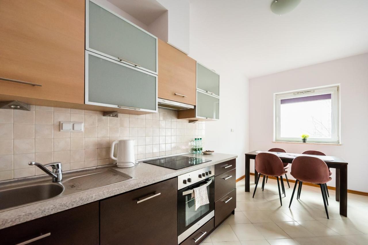 Wola Sunshine Apartment Free Parking Варшава Екстер'єр фото