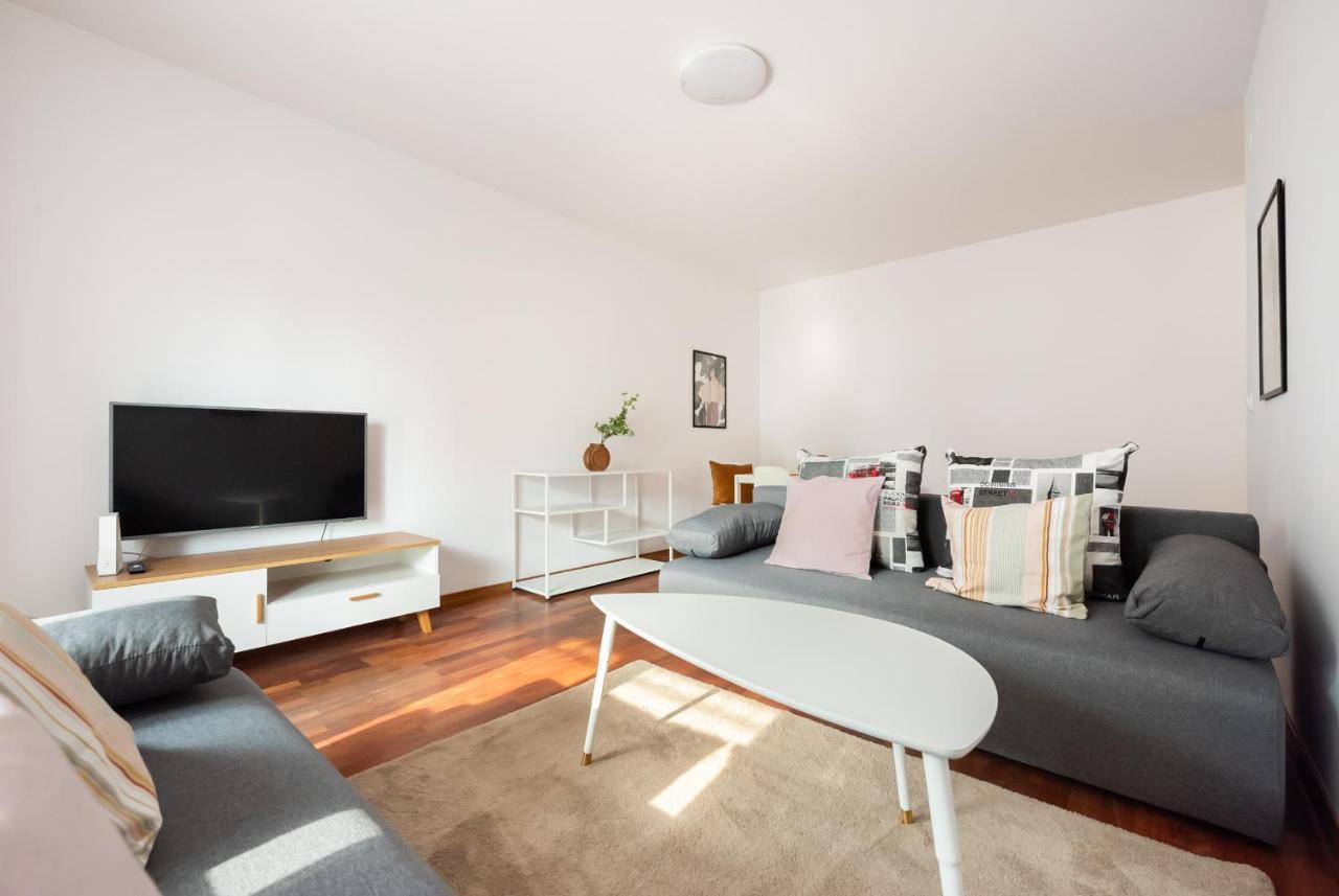 Wola Sunshine Apartment Free Parking Варшава Екстер'єр фото