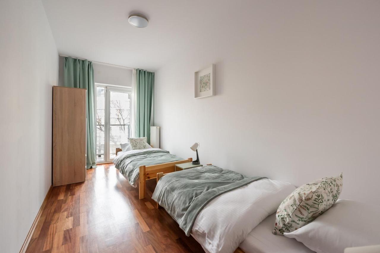 Wola Sunshine Apartment Free Parking Варшава Екстер'єр фото
